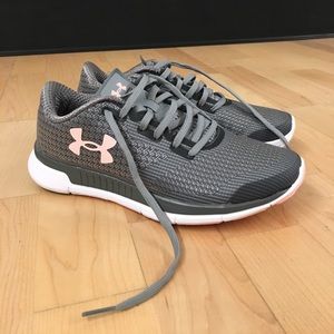 Grey UnderArmour Tennis Shoes