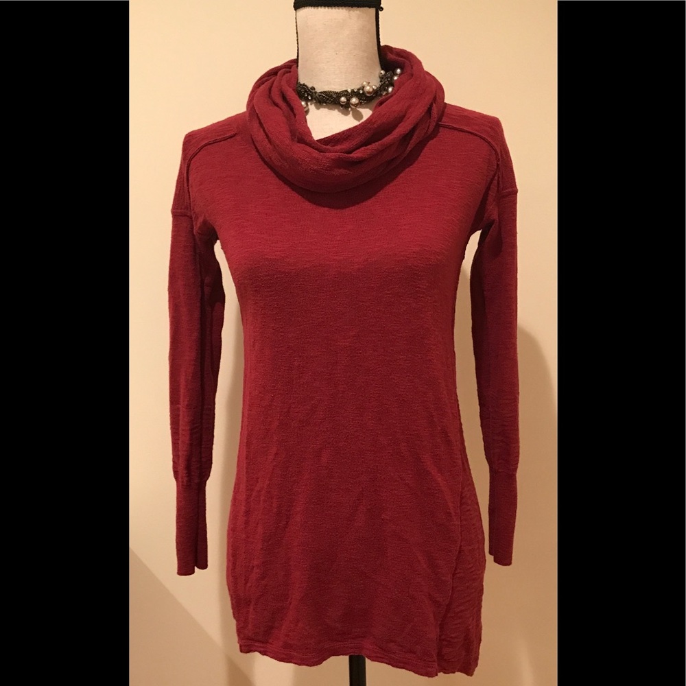 Anthropologie Ruby moon tunic