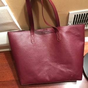 Maroon tote bag