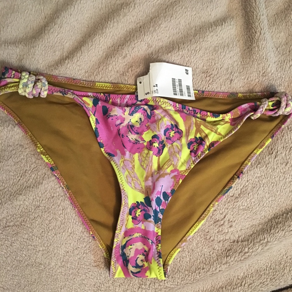 Bikini bottom