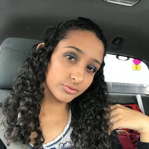 Meet your Posher, Brianna