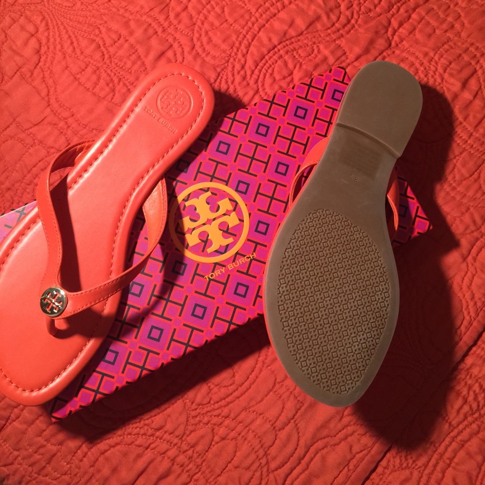 ❌sold ❌Tory poppy red Pearce thong sandals