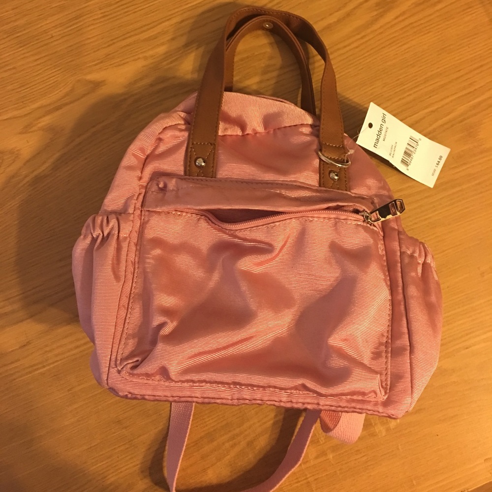 NWT Steve Madden adjustable backpack purse