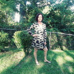 Meet your Posher, Gloria