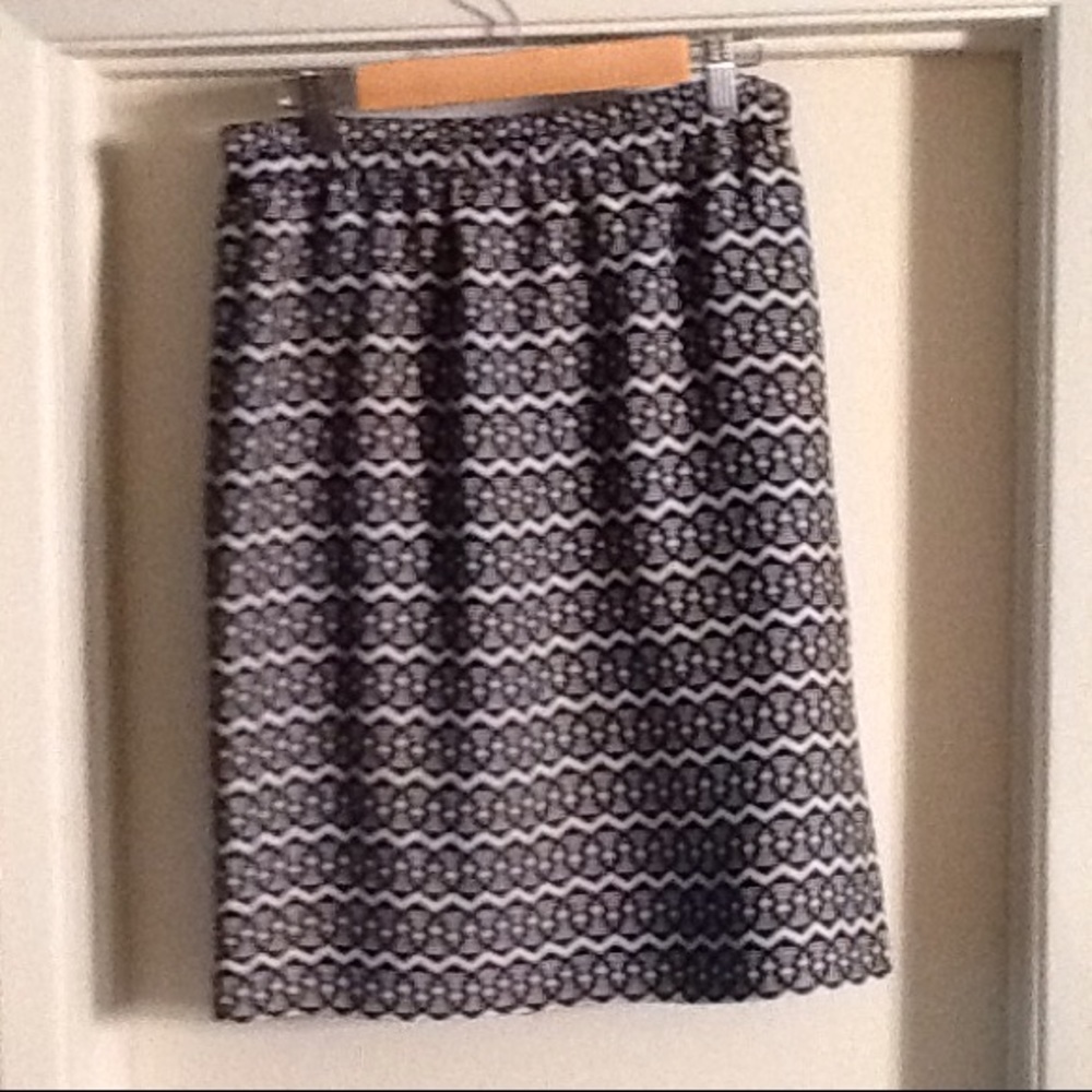 Loft elastic waist skirt