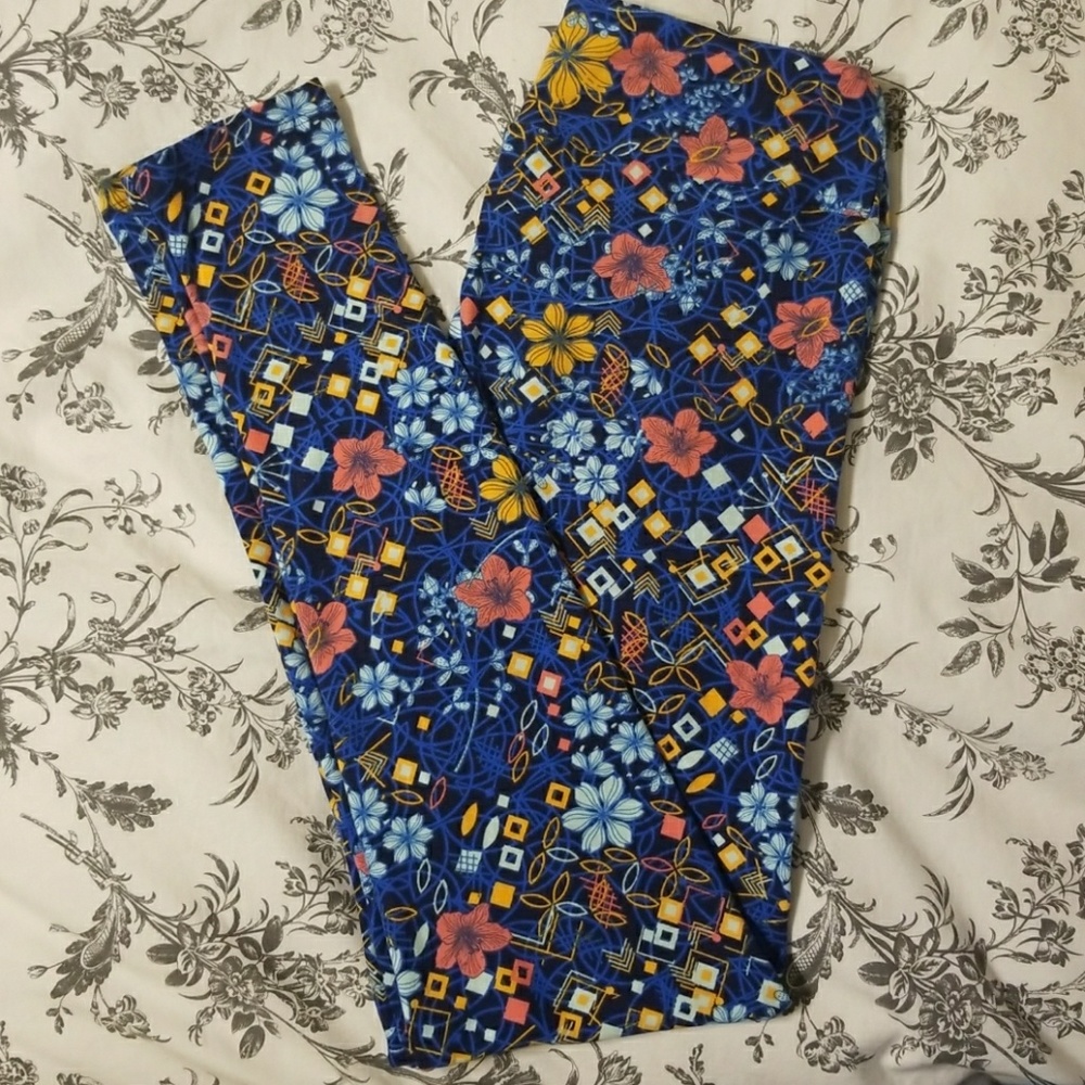 New... Lularoe OS Leggings