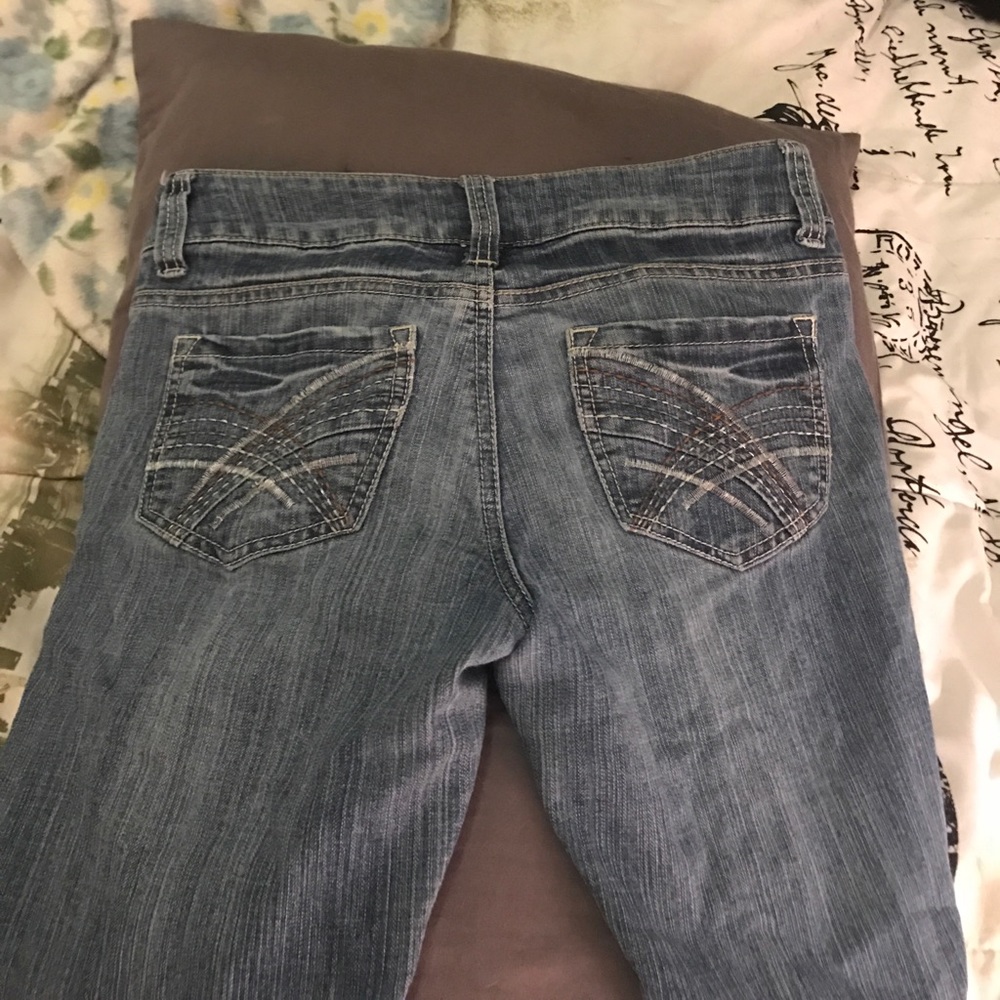 Jeans - Picture 2 of 4