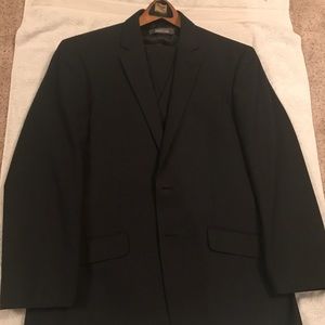 Kenneth Cole Reaction 3 piece suit