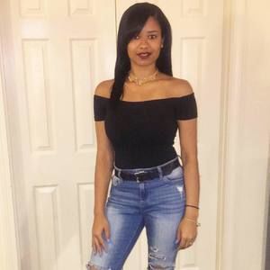 Meet your Posher, Danielle