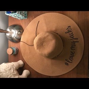 #lovemyjacks EXCLUSIVE floppy beach hat!!!