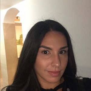 Meet your Posher, Gina