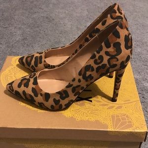 Leopard Print Pumps