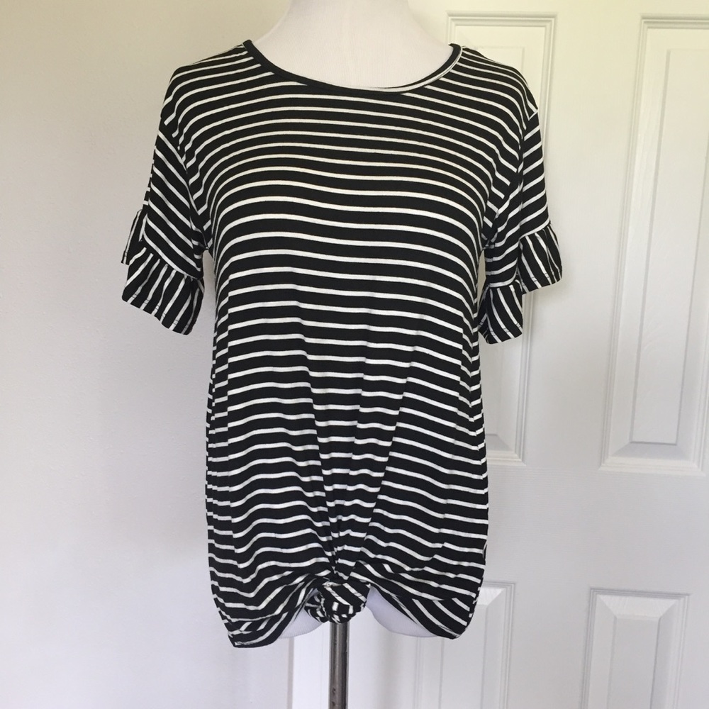 Striped Ruffle Sleeve Tee - Picture 6 of 7