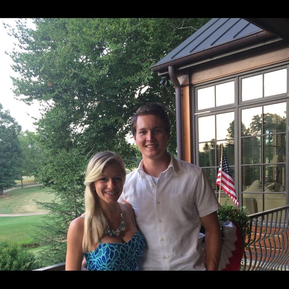 Meet your Posher, Lauren