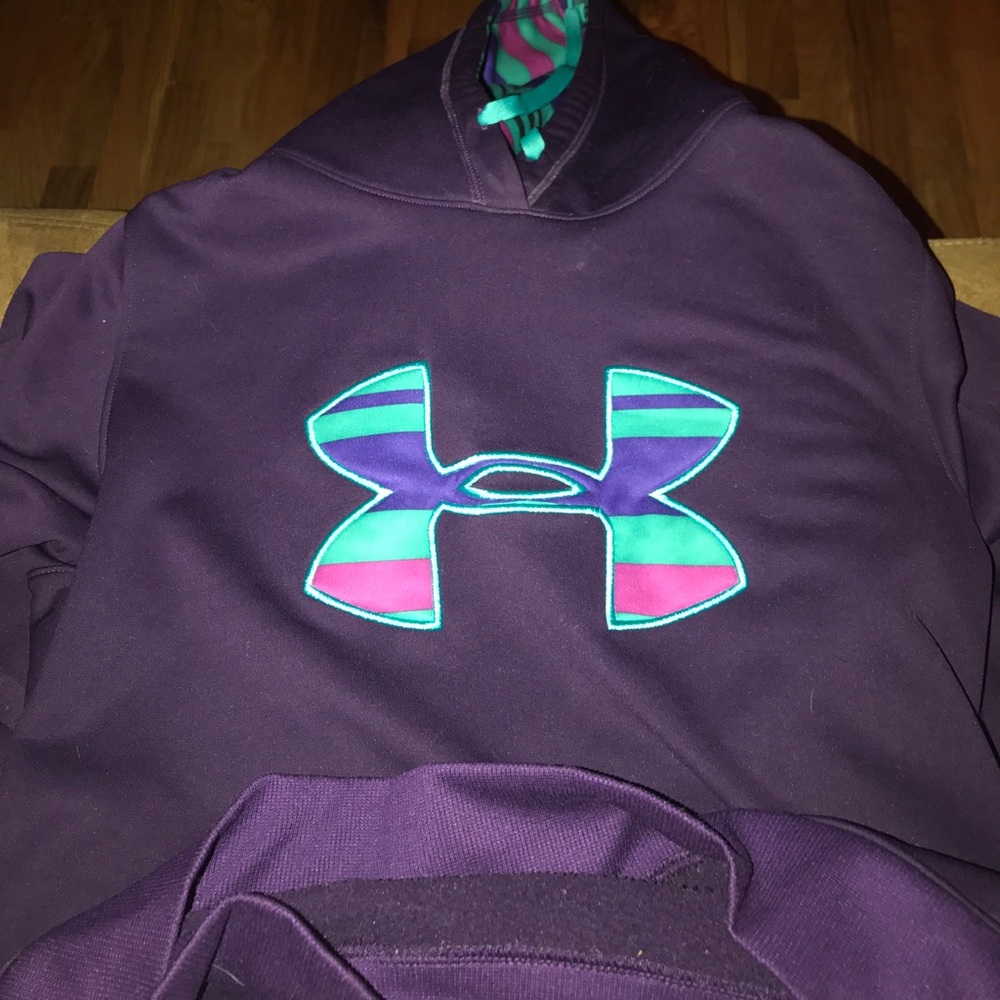 Under armor pullover
