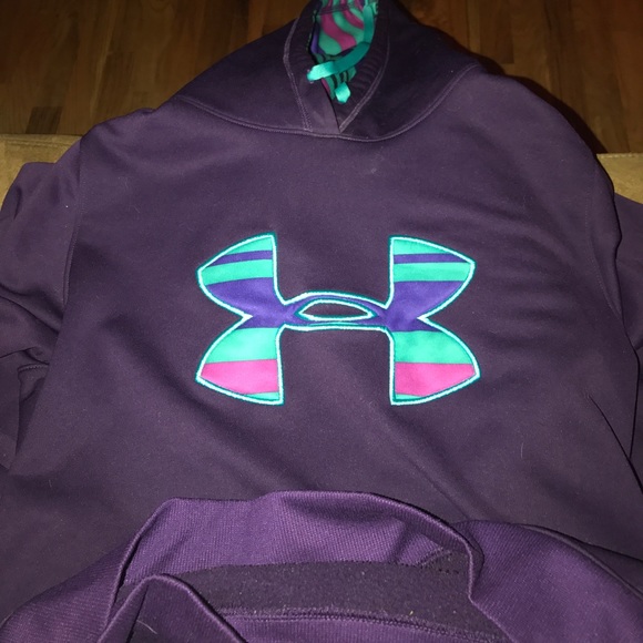 Under armor pullover - Picture 1 of 2