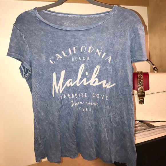 Soft blue Malibu t-shirt from M. Fredric - Picture 1 of 2