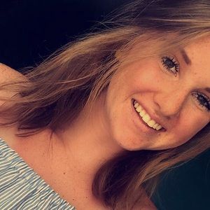 Meet your Posher, Anni