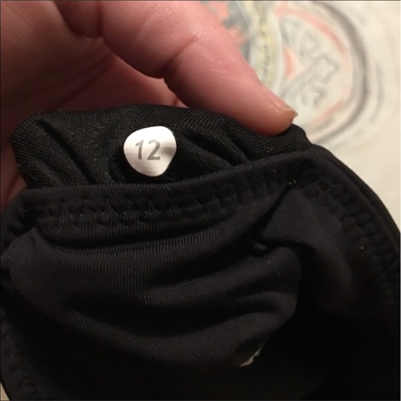 LuLu lemon speed leggings with side pockets - Picture 4 of 4