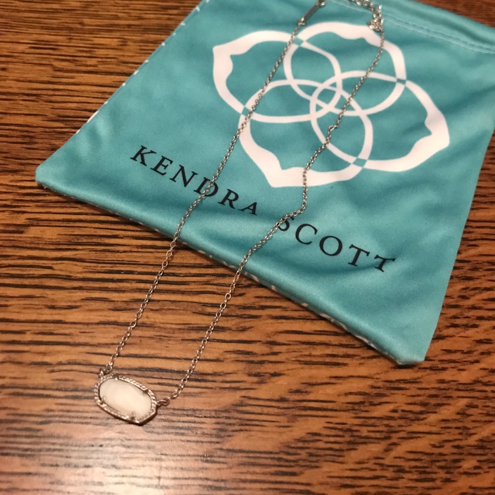 Kendra Scott Necklace