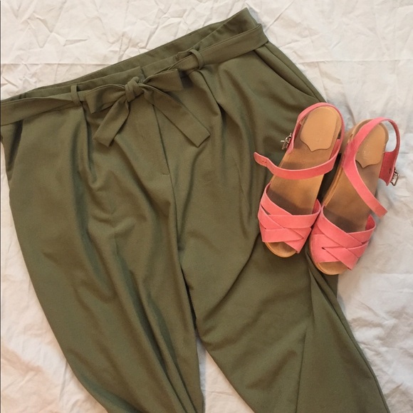 ASOS Curve Pants - Woven peg pants with tie