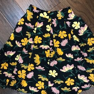 LuLaRoe Madison Skirt (XS)