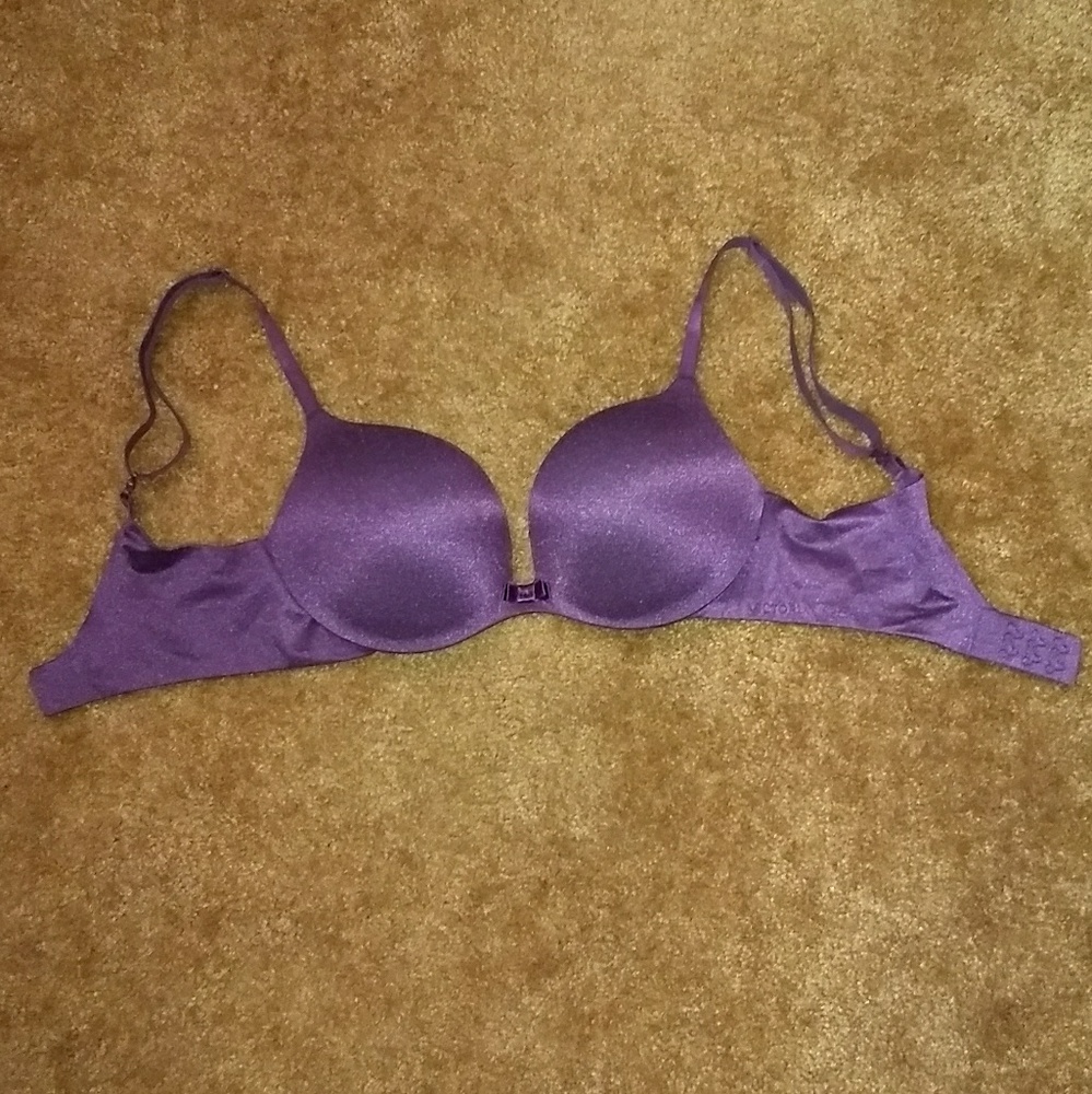 LIKE 🆕 VS Incredible 32C Push Up Bra
