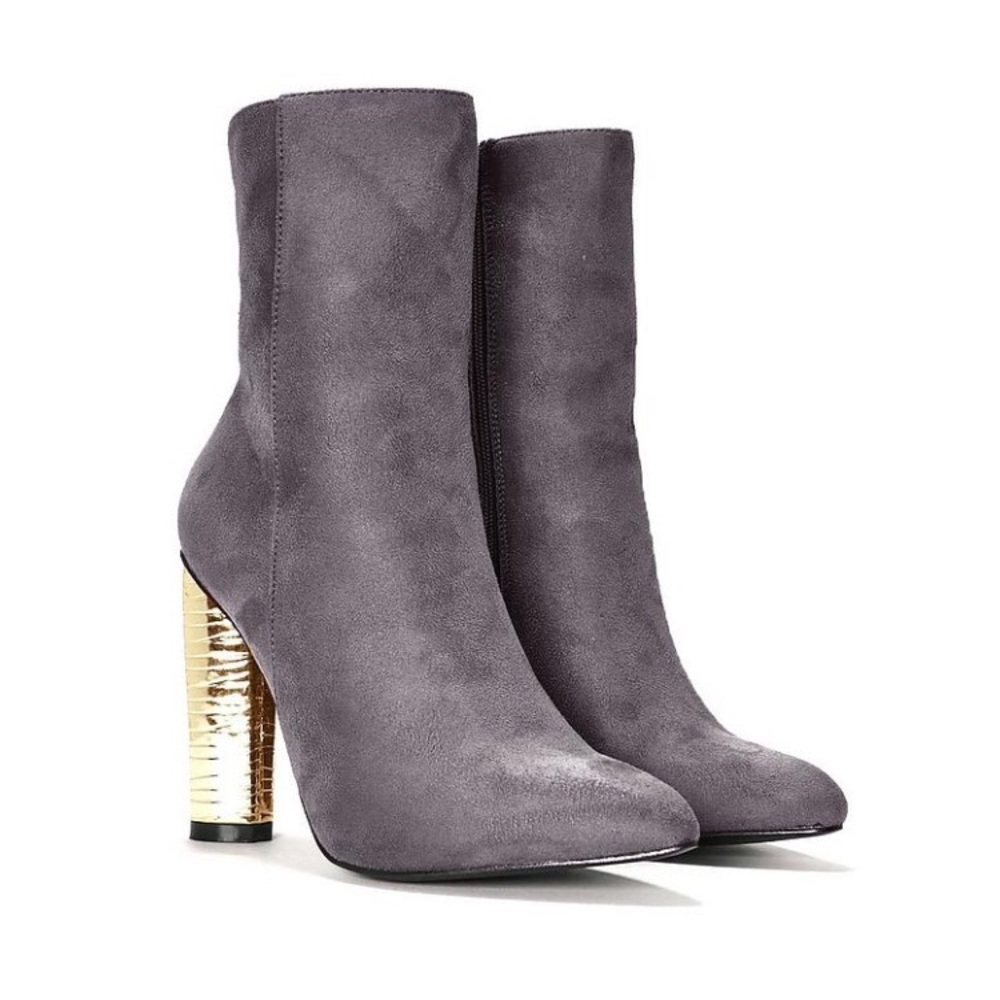 🎉HP! Charcoal Gray Faux Suede one-of-a-kind Ankle Boots - Picture 4 of 4