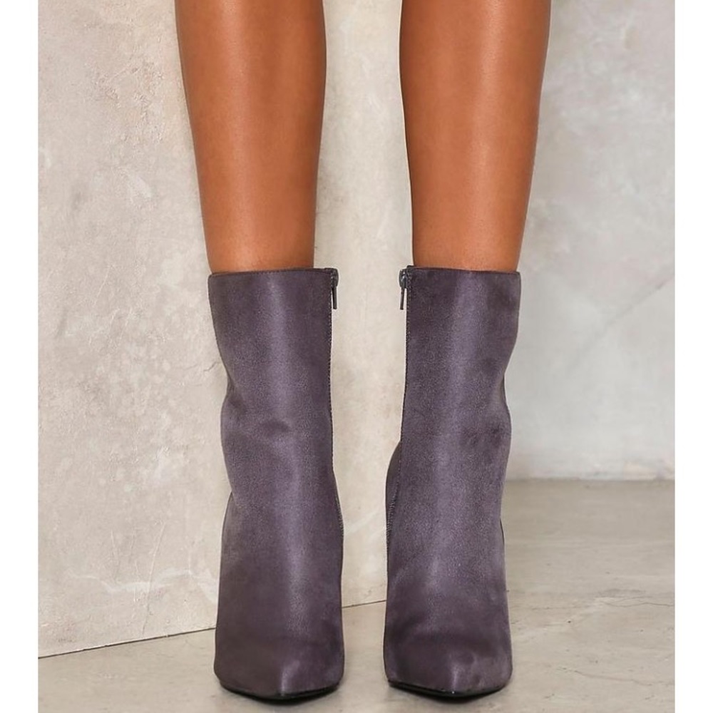 🎉HP! Charcoal Gray Faux Suede one-of-a-kind Ankle Boots - Picture 2 of 4