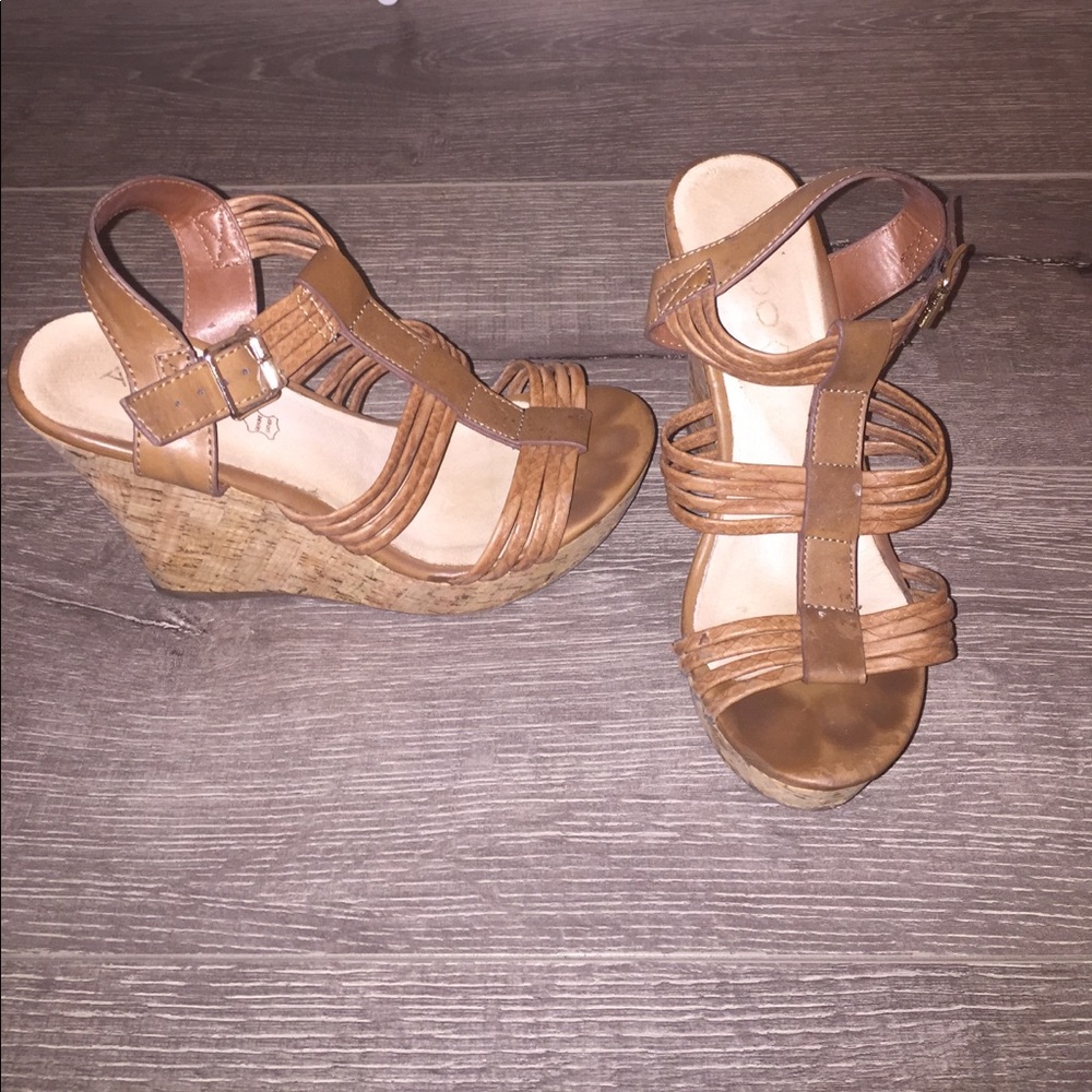 ALDO brown wedges