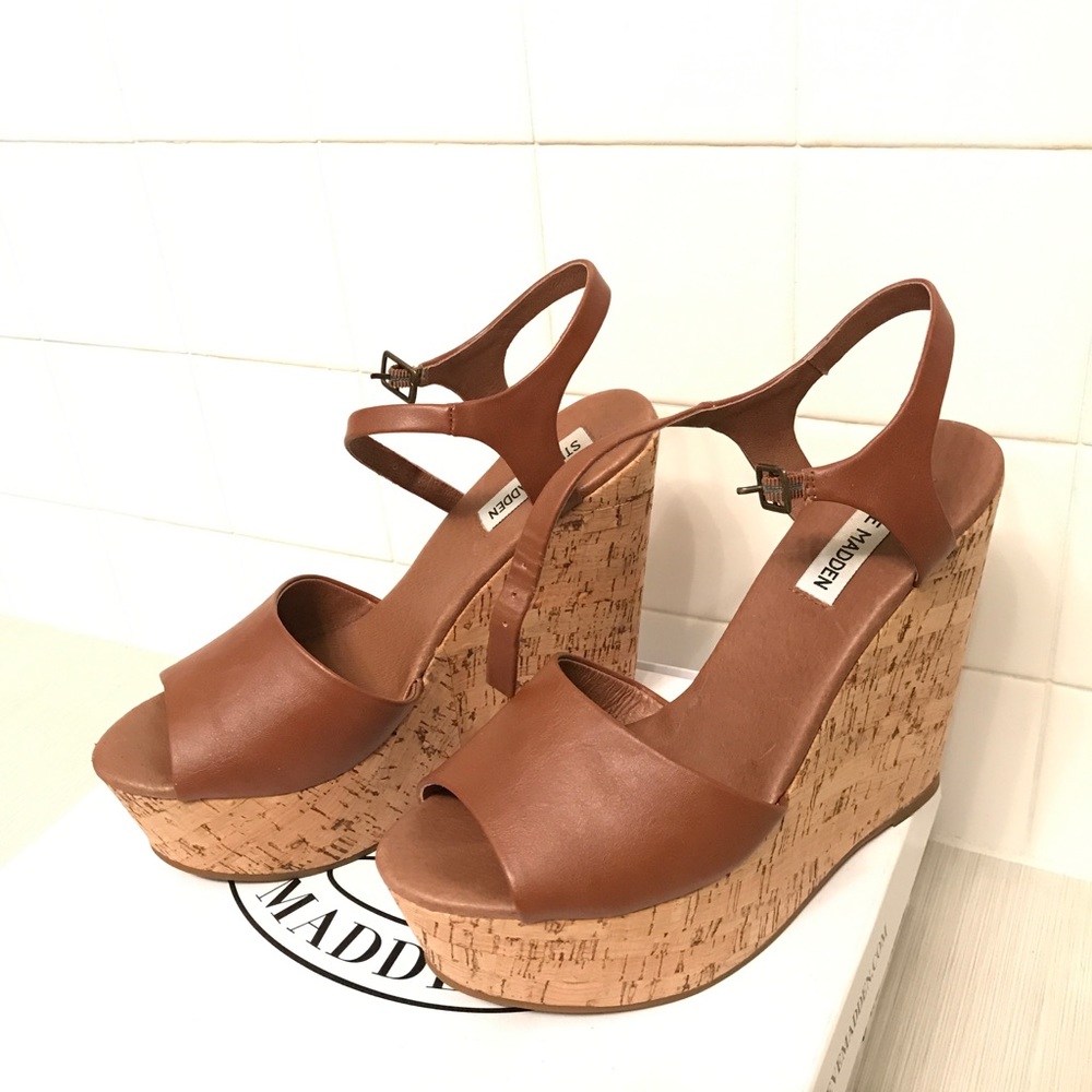 Steve Madden Korkey Wedges