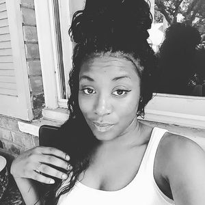 Meet your Posher, Jasmine