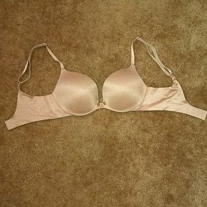 LIKE 🆕 VS Incredible 32C Push Up Bra