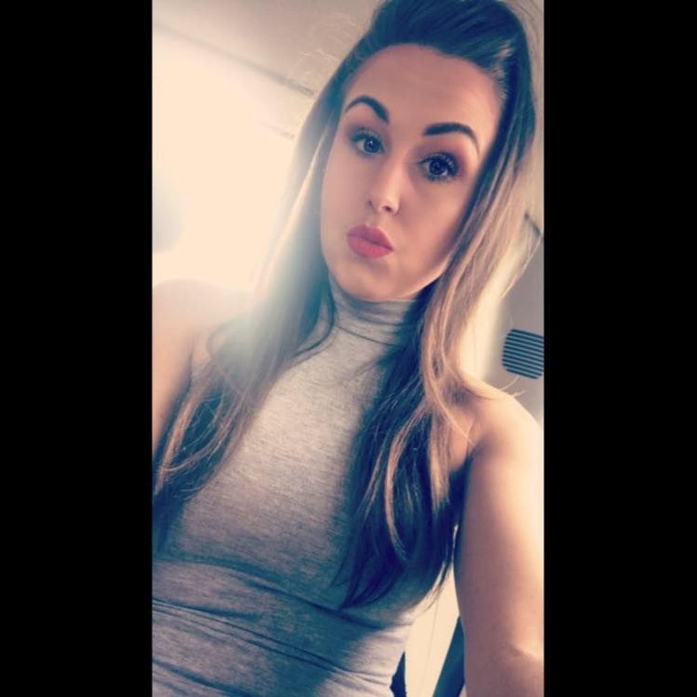 Meet your Posher, Kayla