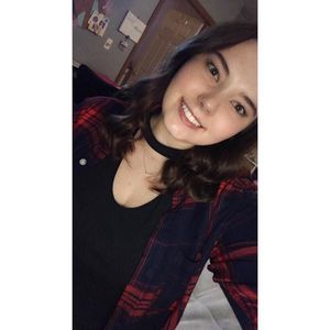 Meet your Posher, Brittani