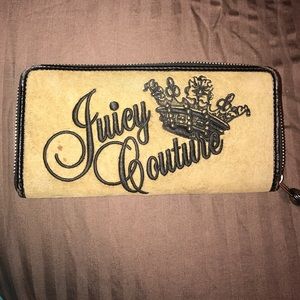 Juicy couture wallet