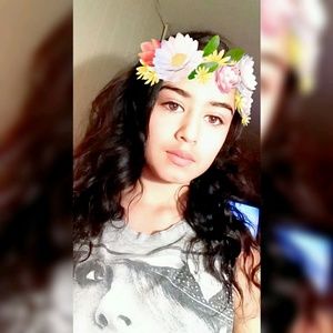 Meet your Posher, Attalia