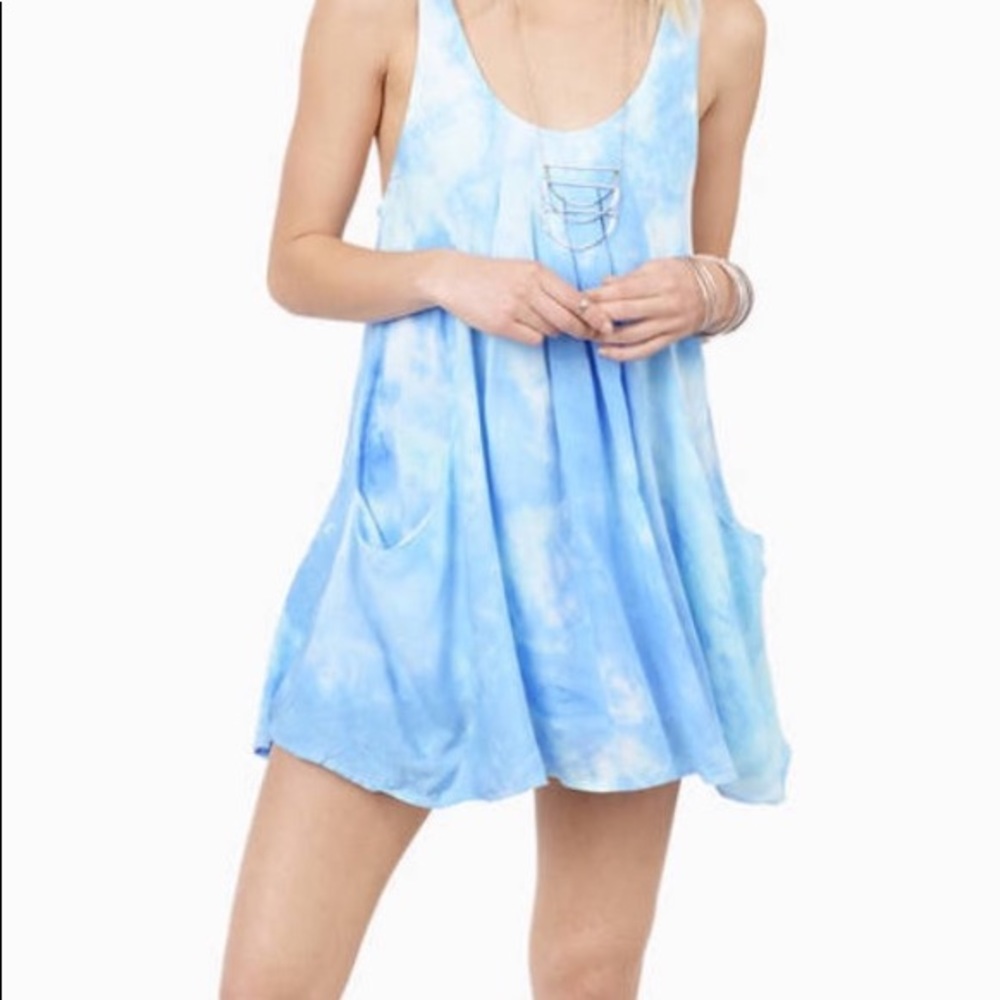 🌻SALE🌻NWOT Tobi Swing Swing Dress