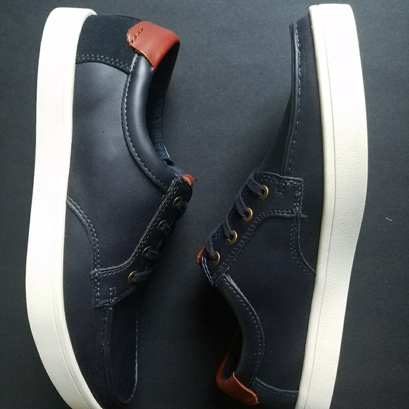 Casual Shoes main image 4