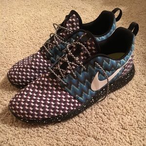 Size 12 Men's Nike Roshe Run