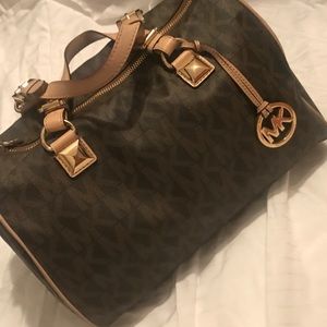 Michael Kors Grayson Large Logo Satchel
