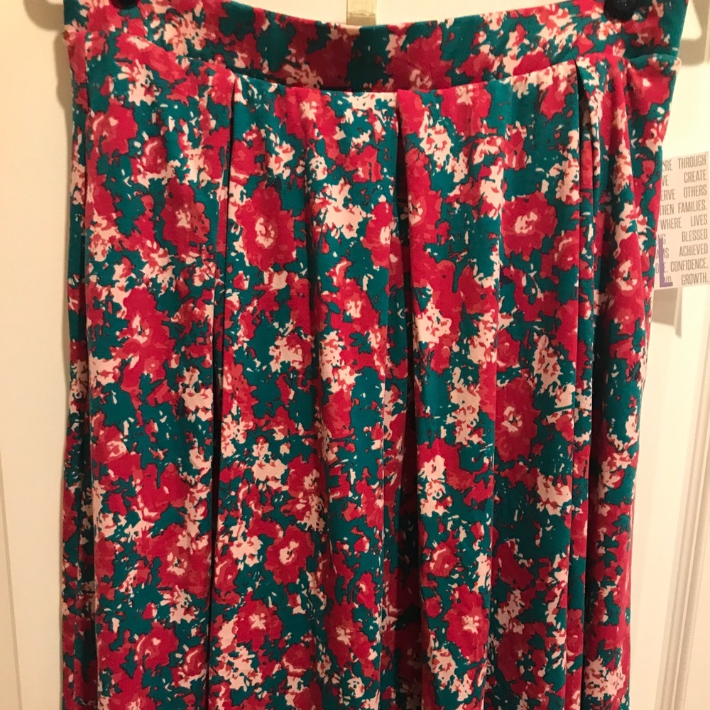 Lularoe BNWT floral Madison skirt