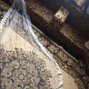 Cathedral wedding veil