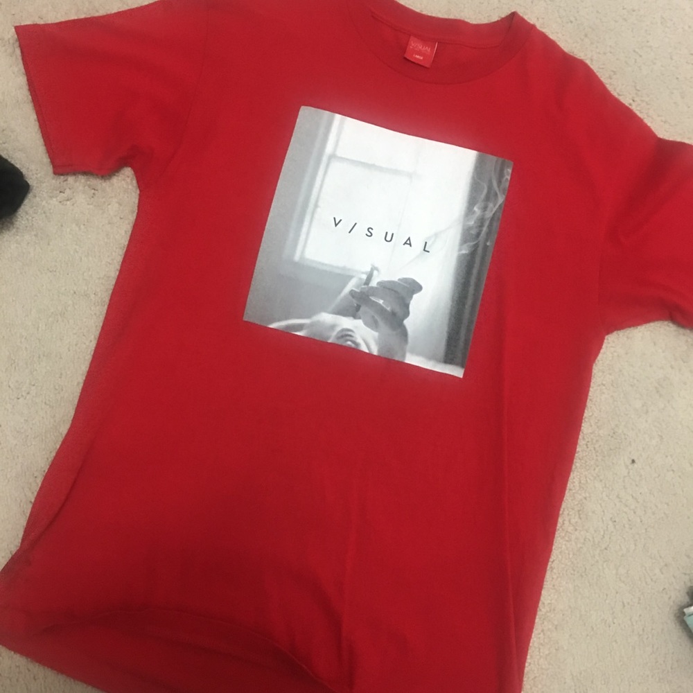 Red tshirt