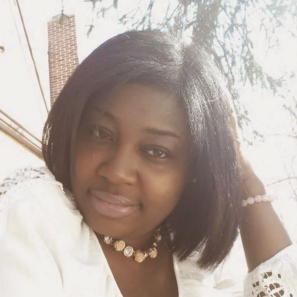 Meet your Posher, Dominique