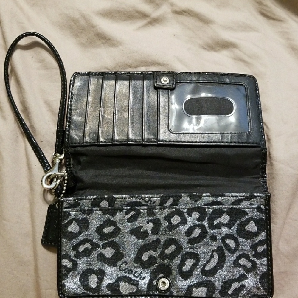 Wallet - Picture 2 of 2