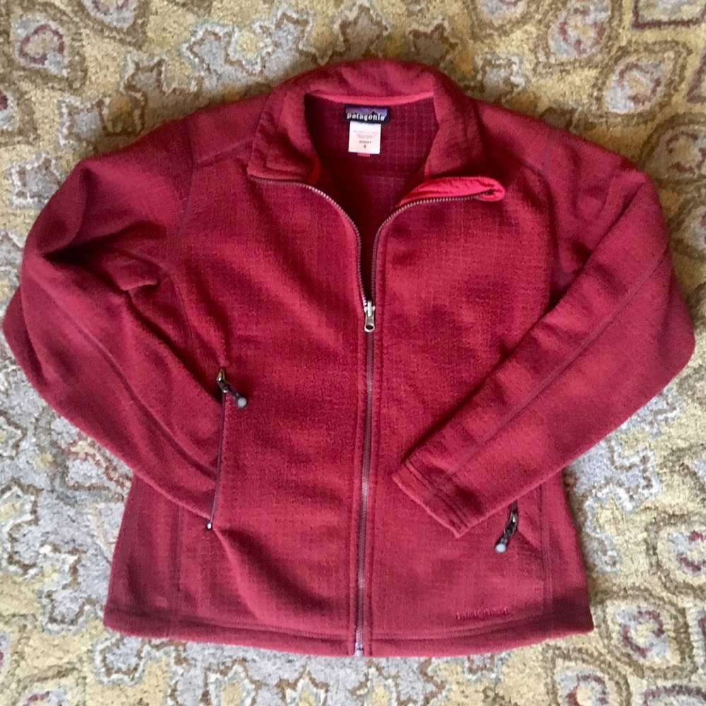 EUC Patagonia Women's Fleece, Cranberry Red SMALL