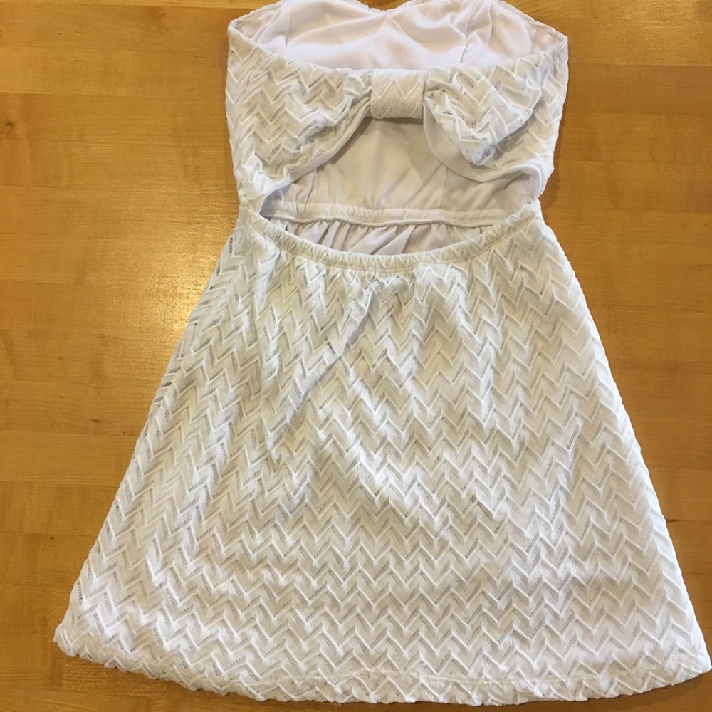 Dress - Picture 2 of 3