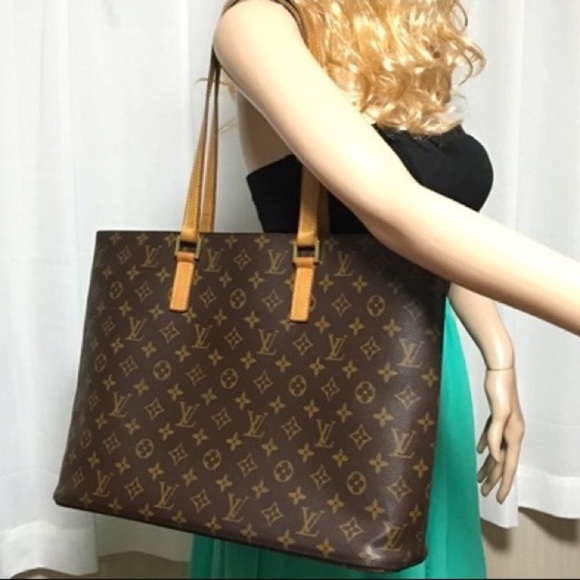 Louis Vuitton Handbags - Authentic Louis Vuitton Luco GM Monogram Tote