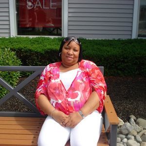 Meet your Posher, Sharron